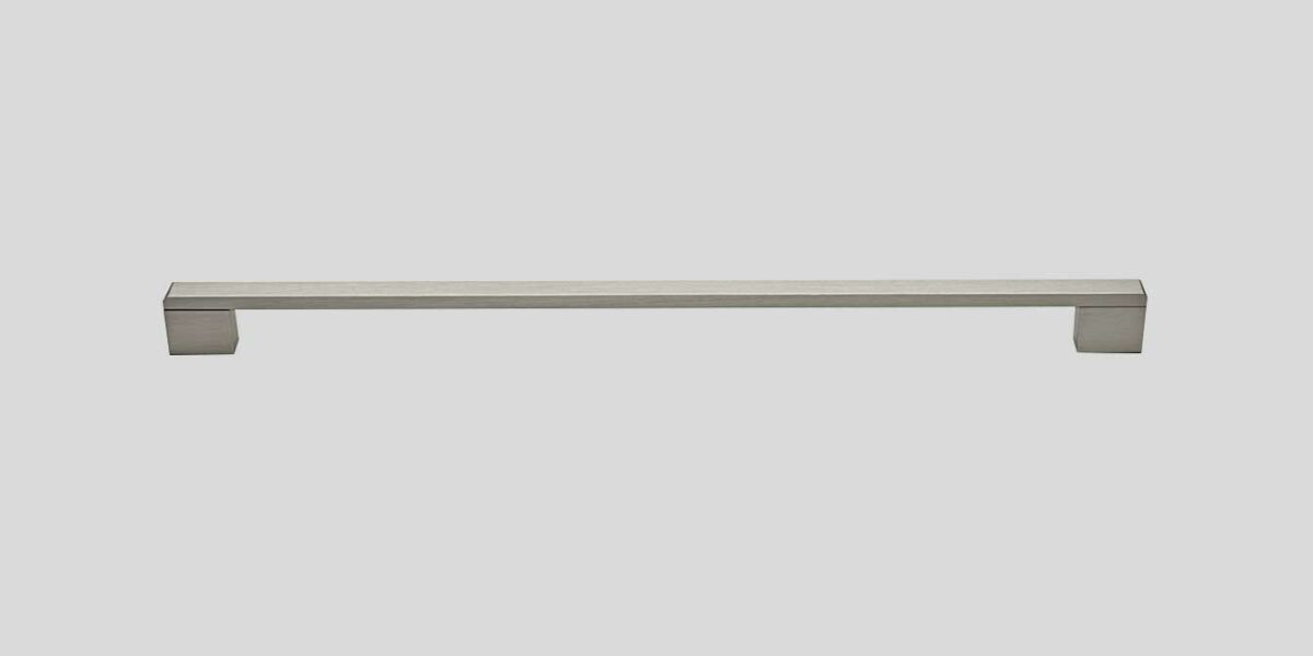 650 Edelstahlfarbig 184-784 mm