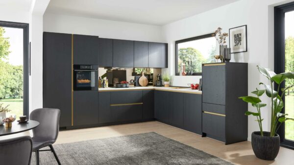 Culineo® Einbauküche C382 mit AEG Einbaugeräten